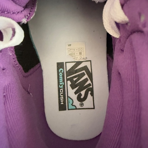 Vans Lowland Mid ComfyCush JMP Sport Shoe Sneakers Black White Purple main image 7